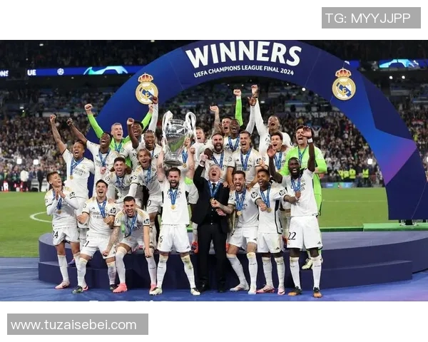 十月庆生的足球明星们盘点与他们的传奇故事分享