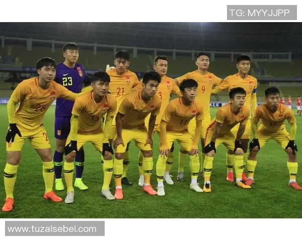 广州足球队的崛起之路:从低谷到辉煌的奋斗历程与未来展望 广州足球队的崛起之路:从低谷到辉煌的奋斗历程与未来展望