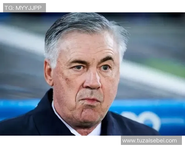 揭秘足球明星绝学背后的传奇人物与训练秘诀