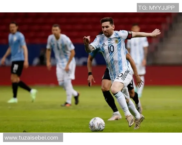 梅西传奇人生：从阿根廷小镇到足球之巅的辉煌历程